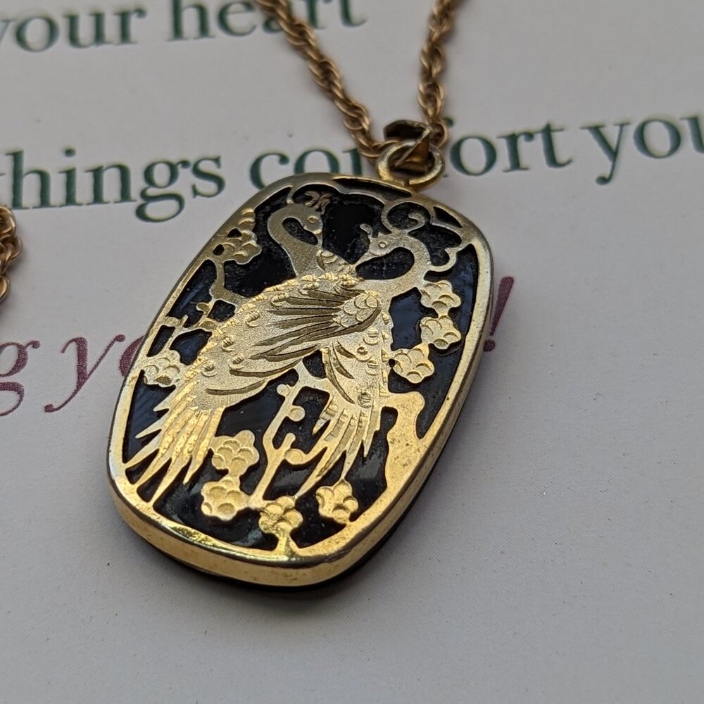 Peacocks Loving Birds Pendant on Onyx and Gold Filled Speidel 22" Chain 12kgf
